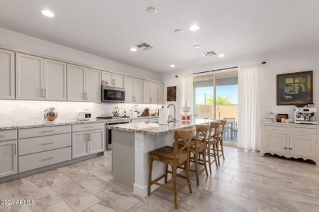 New construction Single-Family house 21386 E Kingbird Drive, Queen Creek, AZ 85142 - photo 13 13