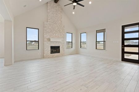 New construction Single-Family house 301 Cantle Ct Court, Weatherford, TX 76088 - photo 1 1