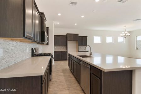 New construction Single-Family house 5522 N 193Rd Avenue, Litchfield Park, AZ 85340 - photo 8 8