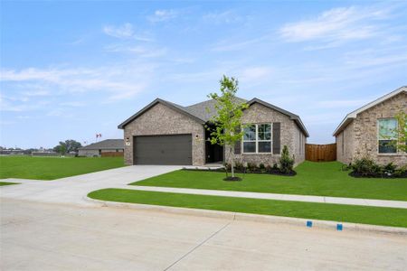 New construction Single-Family house 111 Lost Oak Drive, Cleburne, TX 76031 Emory II H- photo 2 2