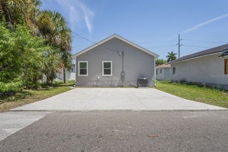 New construction Single-Family house 1050 Melrose Avenue S, Saint Petersburg, FL 33705 - photo 23 23