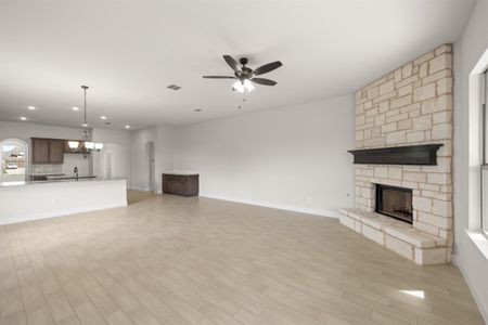 New construction Single-Family house 516 Riverbank Court, Granbury, TX 76049 Concept 2533- photo 44 44