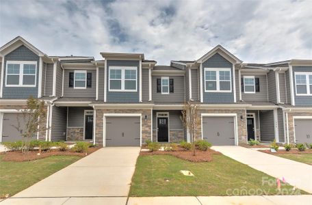 New construction Townhouse house 1228 Virginia Pine Drive Nw, Huntersville, NC 28078 - photo 1 1