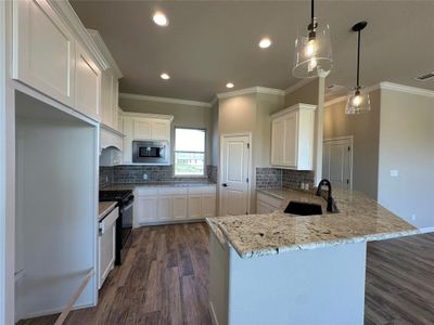 New construction Single-Family house 9357 Wildcat Ridge, Godley, TX 76044 - photo 5 5