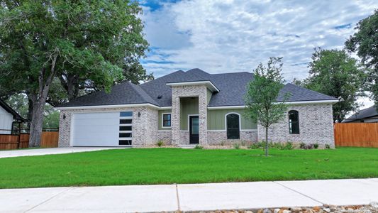 New construction Single-Family house 129 Chinaberry Hill, La Vernia, TX 78121 - photo 0 0