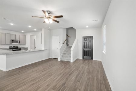 New construction Single-Family house 5044 Chital Drive, Fort Worth, TX 76036 The Lowry- photo 4 4