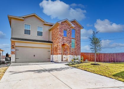 New construction Single-Family house 10140 Poinsett Way, Fort Worth, TX 76108 - photo 1 1