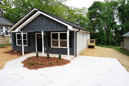 New construction Single-Family house 127 Johndy Avenue, Kannapolis, NC 28083 - photo 1 1