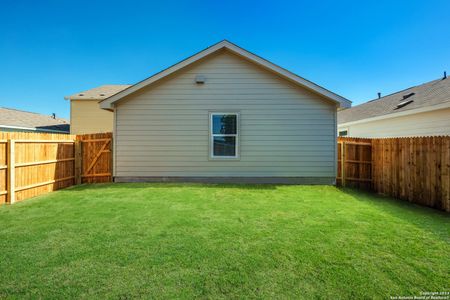 New construction Single-Family house 12910 Blue Hole, Saint Hedwig, TX 78152 Trenton- photo 18 18