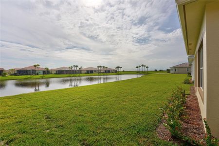 New construction Single-Family house 25037 Sw Alberti Way, Port St. Lucie, FL 34986 - photo 3 3