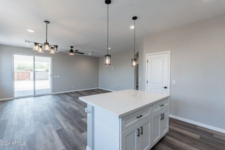 New construction Single-Family house 455 W Lincoln Avenue, Coolidge, AZ 85128 - photo 10 10