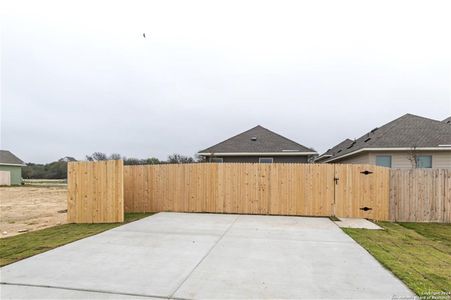 New construction Single-Family house 2764 Brand Iron Drive, San Marcos, TX 78666 - photo 22 22