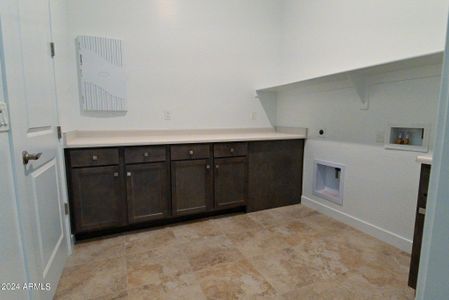 New construction Single-Family house 15435 W Bajada Road, Surprise, AZ 85387 - photo 51 51