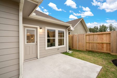 New construction Single-Family house 9811 Tidwell Road, Houston, TX 77078 - photo 13 13