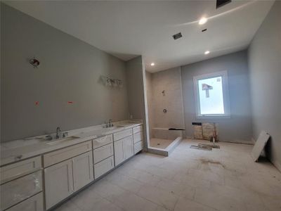 New construction Single-Family house 10226 Pine Forest Road, Houston, TX 77042 - photo 8 8