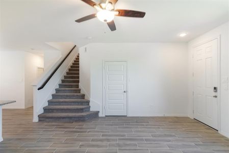 New construction Single-Family house 21604 Elmheart Drive, New Caney, TX 77357 - photo 14 14