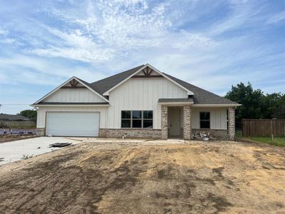 New construction Single-Family house 310 E Lloyd Street, Krum, TX 76249 - photo 1 1