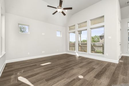New construction Single-Family house 176 Burning Star, Castroville, TX 78009  Plan 2305 - photo 15 15