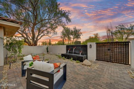 New construction Single-Family house 9015 E Los Gatos Drive, Scottsdale, AZ 85255 - photo 24 24