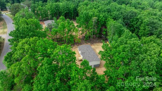 New construction Single-Family house 176 Hidden Brook Drive, Statesville, NC 28677 - photo 28 28
