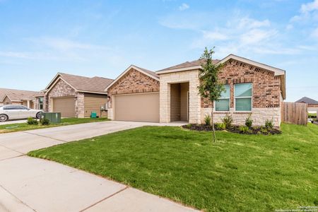 New construction Single-Family house 2732 Nueva Cordova, Seguin, TX 78155 Langley- photo 0 0