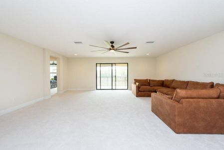 New construction Single-Family house 14529 Woodland Spur Drive, Lithia, FL 33547 - photo 21 21