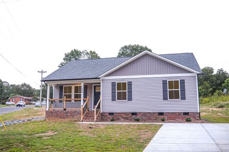 New construction Single-Family house 1600 Saunders Lane, Albemarle, NC 28001 - photo 2