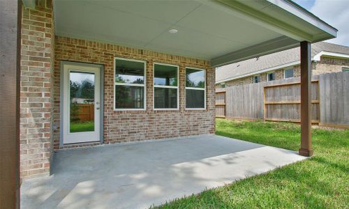 New construction Single-Family house 218 Wood Rose Court, Willis, TX 77318 Journey Series - Benchmark- photo 40 40