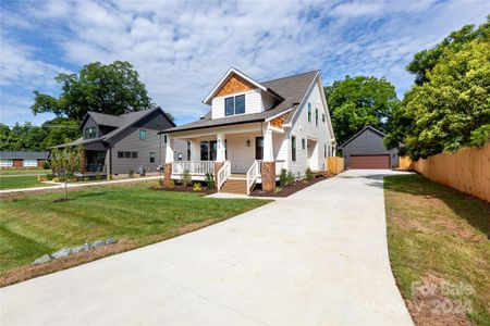 New construction Single-Family house 820 Walnut Street, Belmont, NC 28012 - photo 0 0