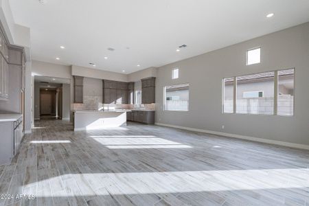 New construction Single-Family house 21399 W Meadowbrook Avenue, Buckeye, AZ 85396 - photo 21 21