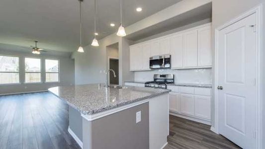 New construction Single-Family house 2143 Clearwater Way, Royse City, TX 75189 - photo 7 7