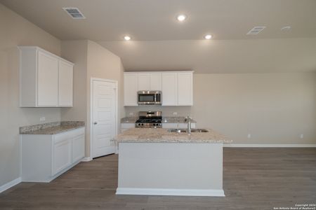 New construction Single-Family house 6810 Lime Rock Bluff, San Antonio, TX 78253 Polo - 40' Smart Series- photo 4 4
