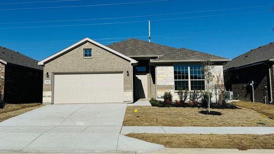New construction Single-Family house 1009 Southwark Drive, Fort Worth, TX 76247 HOBBS- photo 0 0
