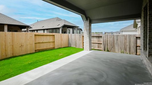 New construction Single-Family house 1833 Luna Street, New Braunfels, TX 78132 Design 2504W- photo 25 25