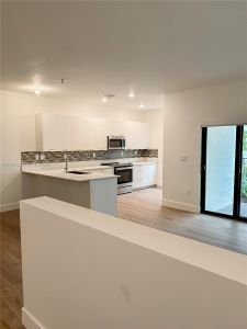 New construction Townhouse house 4269 Nw 83Rd Path, Unit 4269, Doral, FL 33166 - photo 3 3