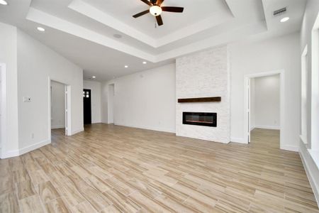 New construction Single-Family house 2214 Lake Forrest Drive, West Columbia, TX 77486 - photo 13 13
