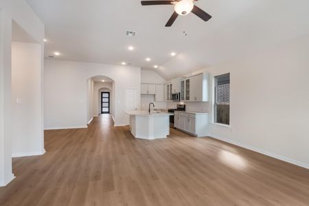 New construction Single-Family house 8735 Hedford Flats, San Antonio, TX 78254 Parker- photo 13 13