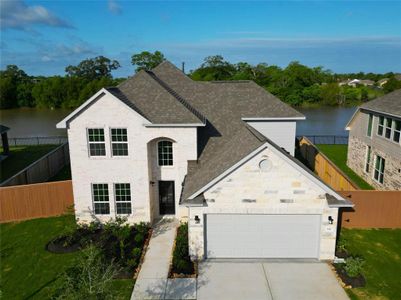 New construction Single-Family house 140 Water Grass Trail, Clute, TX 77531 The Sandown- photo 0 0