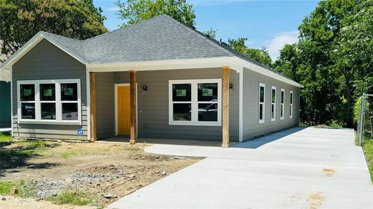 New construction Single-Family house 1103 Leuda Street, Fort Worth, TX 76104 - photo 1 1