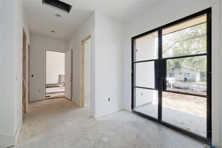New construction Single-Family house 5612 Jim Hogg Ave, Unit 1, Austin, TX 78756 - photo 7