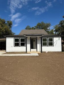 New construction Single-Family house 5633 Wainwright Drive, Fort Worth, TX 76112 - photo 0