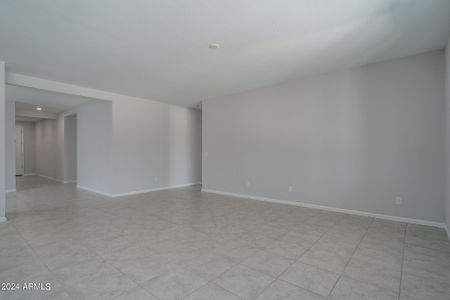 New construction Single-Family house 24552 W Hilton Avenue, Buckeye, AZ 85326 Plan 6- photo 8 8