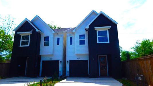 New construction Single-Family house 7236 Avenue E, Unit E, Houston, TX 77011 - photo 0 0