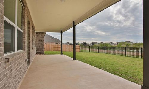 New construction Single-Family house 547 Rita Blanca Drive, Webster, TX 77598 Classic Series - Brown- photo 41 41