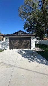 New construction Single-Family house 5409 N Forest Hills Drive, Tampa, FL 33603 - photo 0