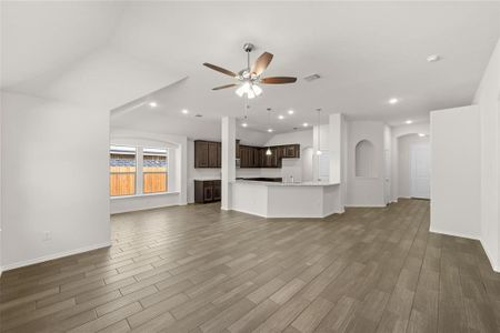 New construction Single-Family house 9856 Mescalbean Boulevard, Fort Worth, TX 76036 Concept 1730- photo 4 4