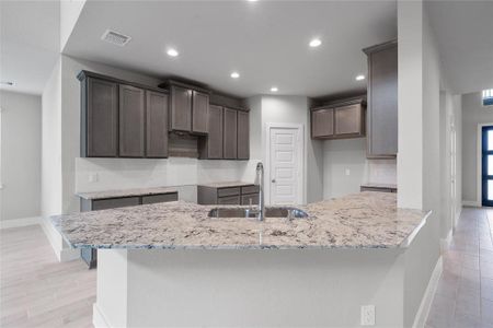 New construction Single-Family house 4947 Valley White Oak Lane, Houston, TX 77084 Plan 580- photo 4 4