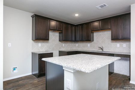 New construction Single-Family house 8574 Redhawk, San Antonio, TX 78222 Tarrant P- photo 3 3