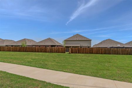 New construction Single-Family house 10326 Thunderwood Drive, Aubrey, TX 76227 - photo 34 34
