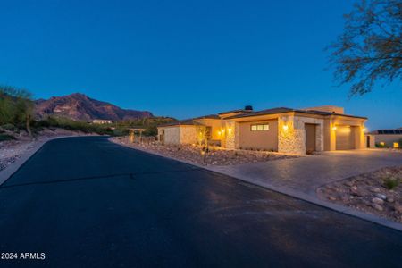 New construction Single-Family house 9363 E Superstition Mountain Drive, Gold Canyon, AZ 85118 - photo 70 70